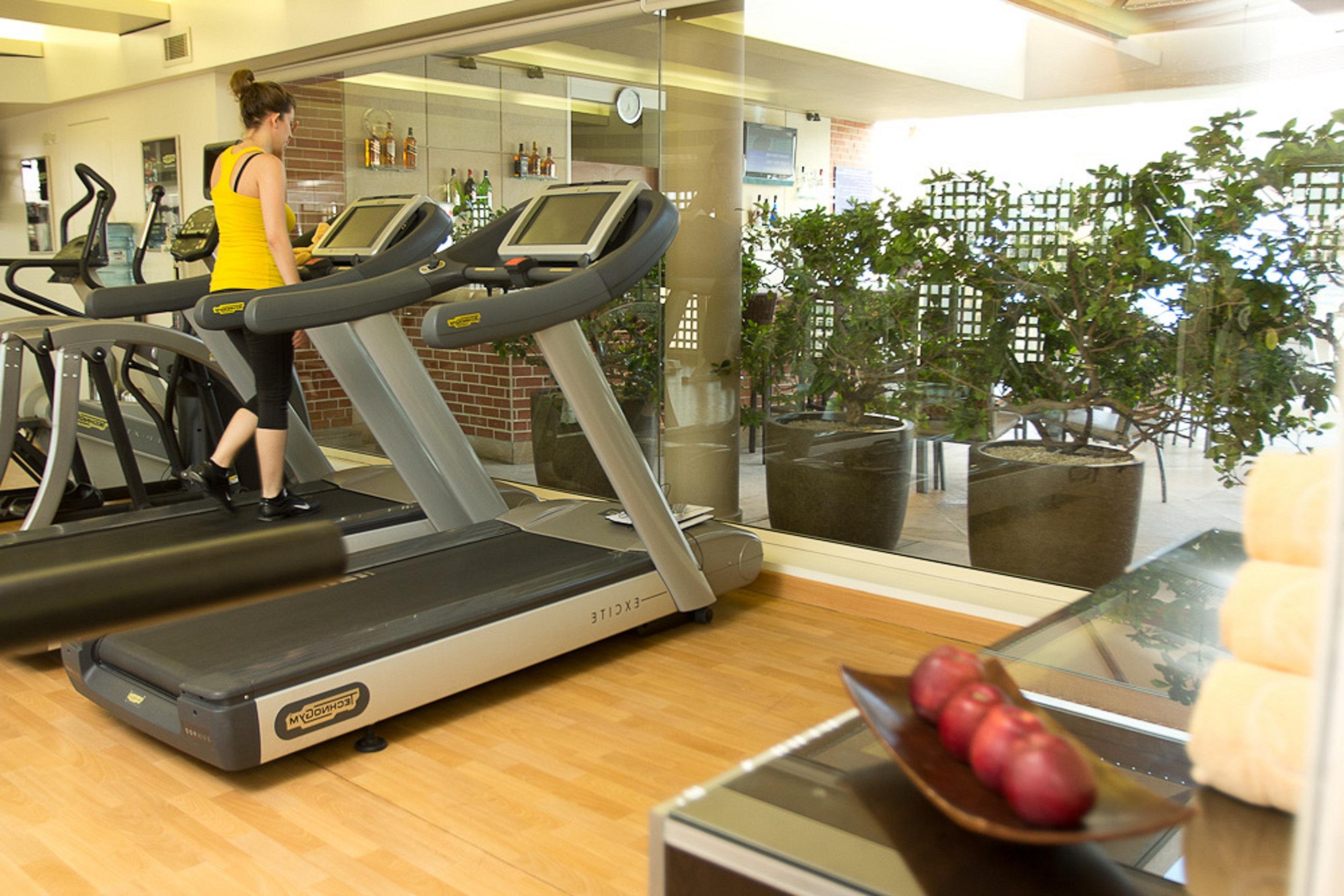 Gefinor Rotana – Beirut Beirute Exterior foto A treadmill
