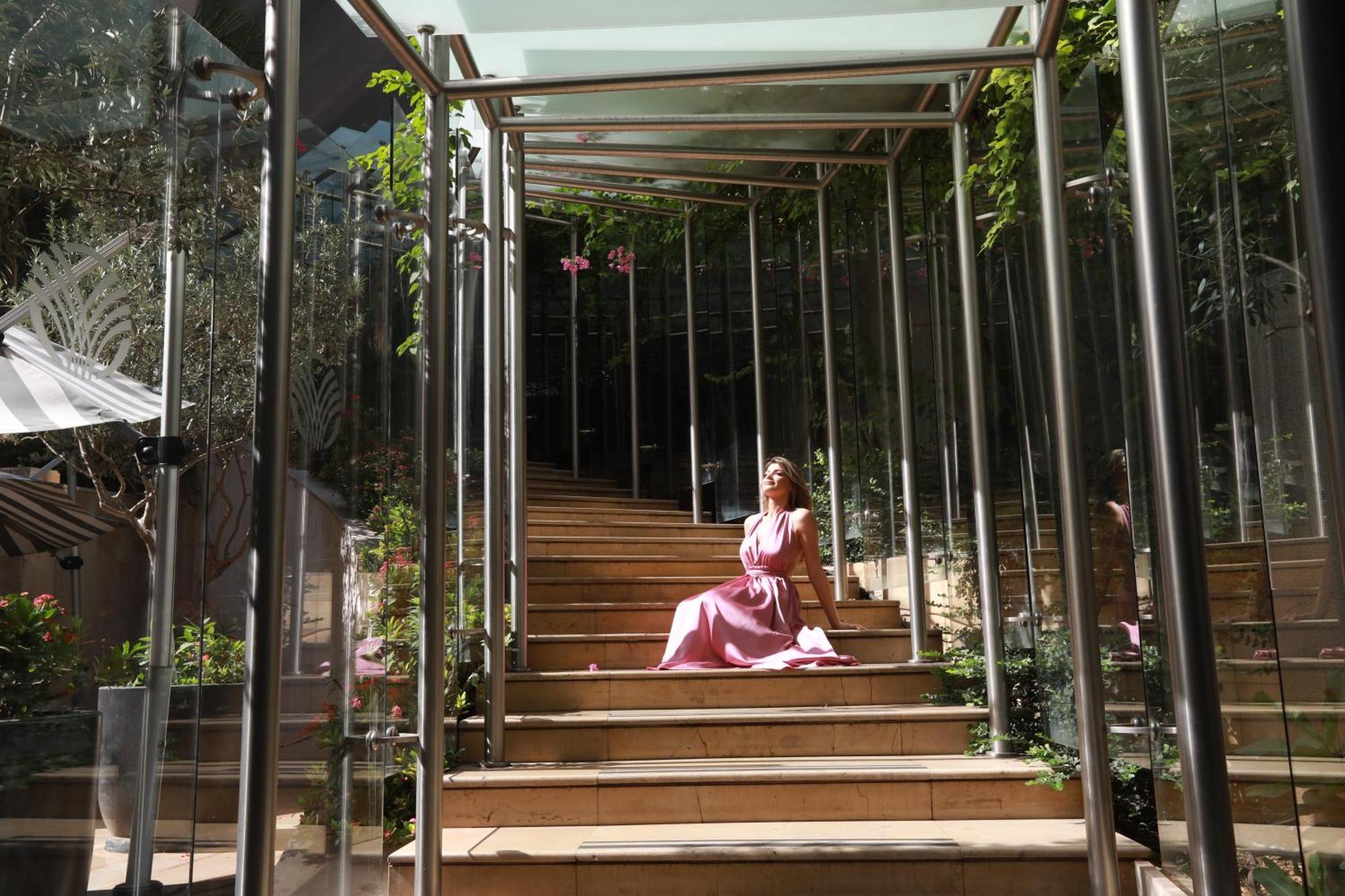 Gefinor Rotana – Beirut Beirute Exterior foto The staircase of the hotel