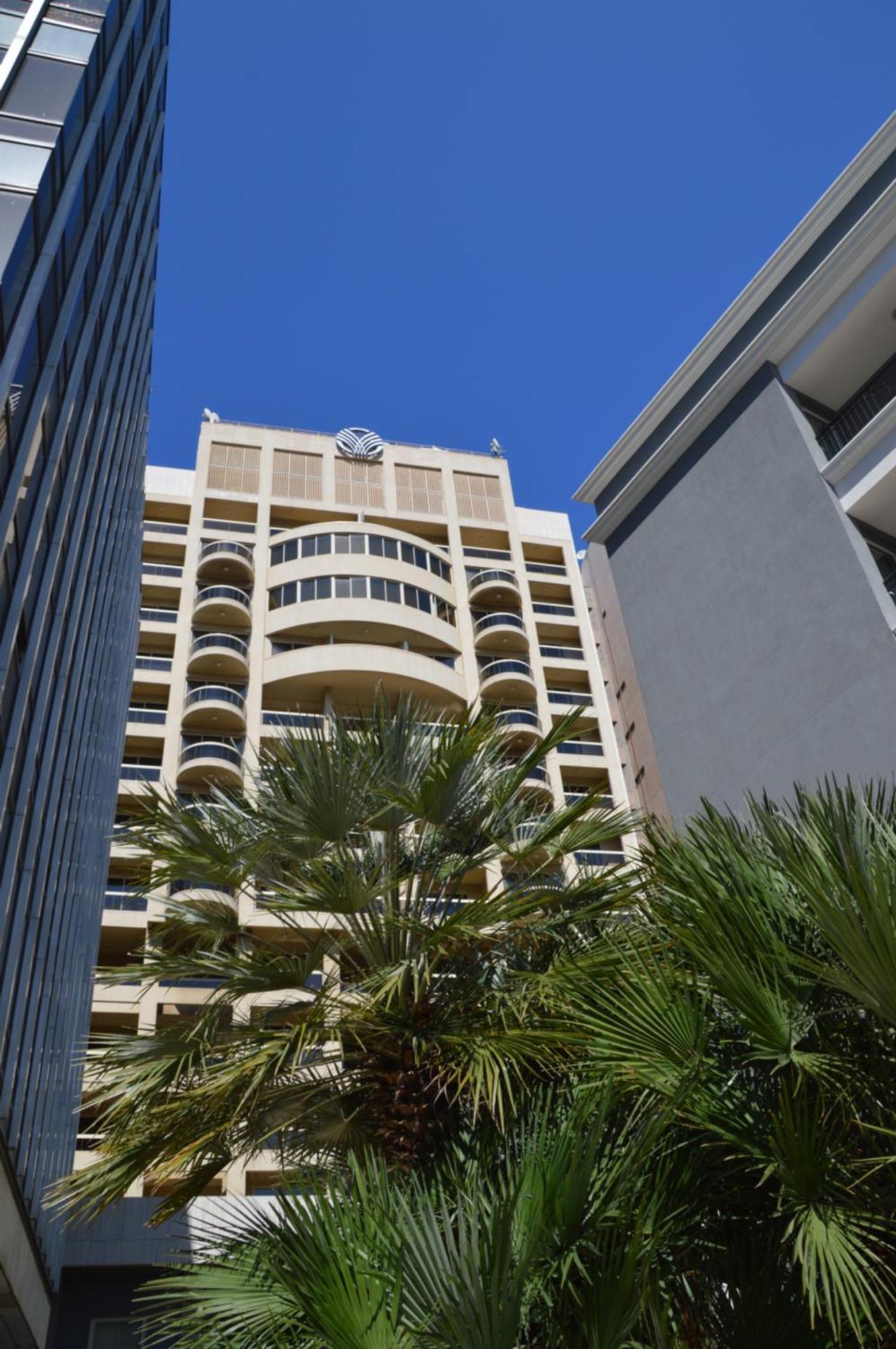 Gefinor Rotana – Beirut Beirute Exterior foto The building's facade
