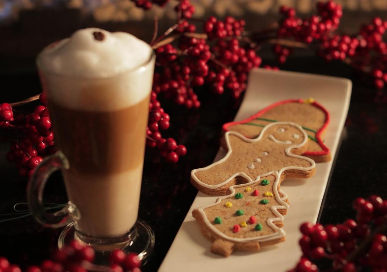 Gefinor Rotana – Beirut Beirute Exterior foto Gingerbread cookies